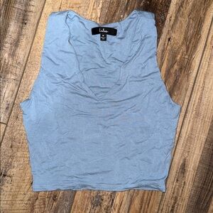 Lulu's Sky Blue Sleeveless V-Neck crop‎ Top